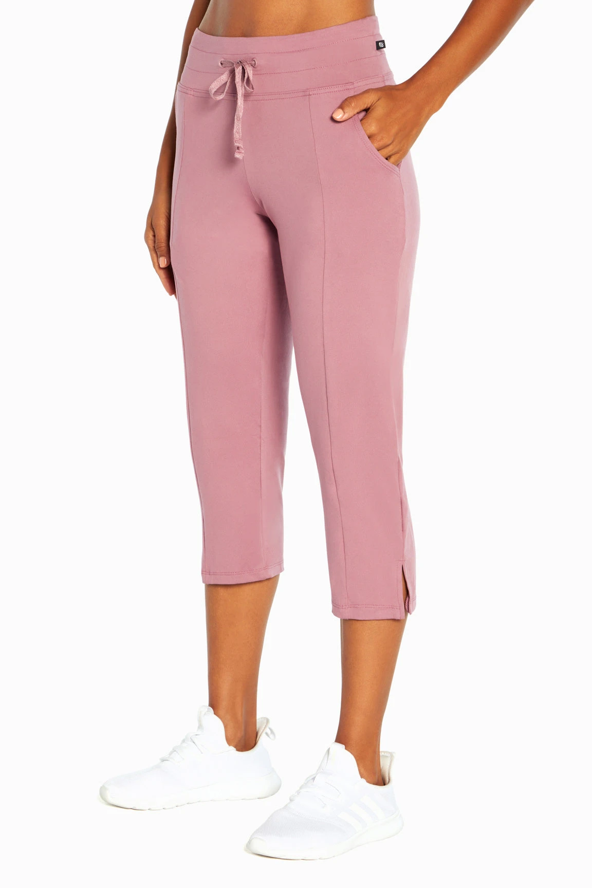 Marika Mona Capri - Image 14