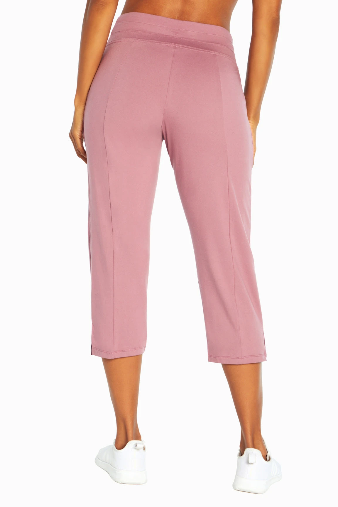 Marika Mona Capri - Image 17