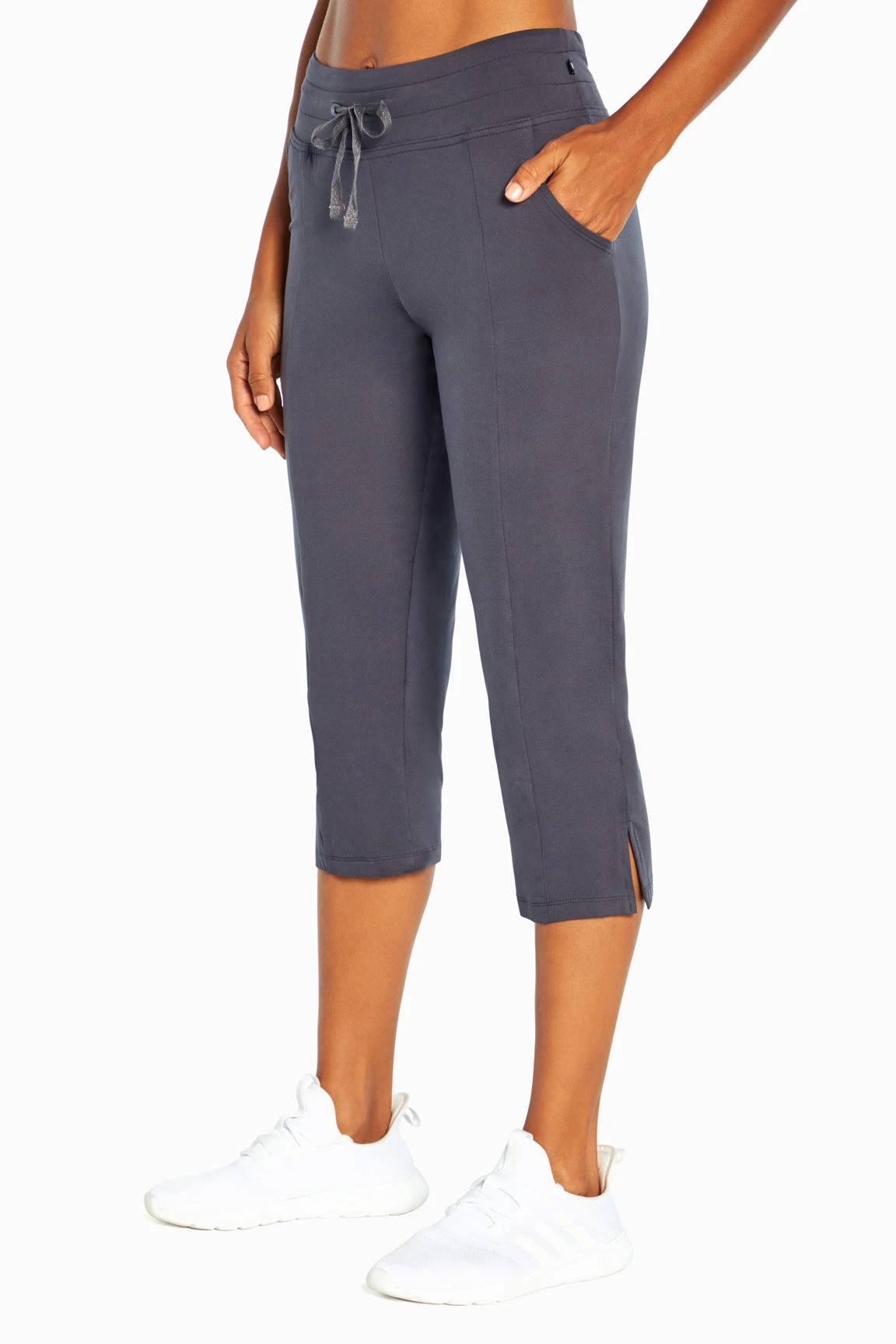 Marika Mona Capri - Image 20