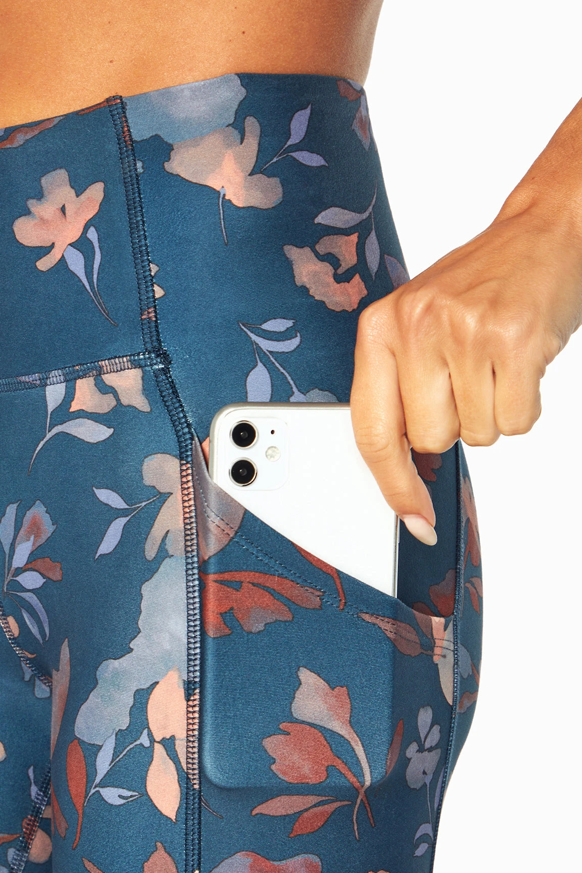 Marika Jenna Side Pocket Mid Calf Capri - Image 3