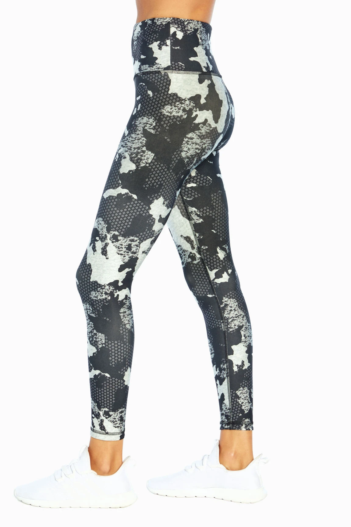 Marika Astrid Ankle Reversible Legging - Image 13