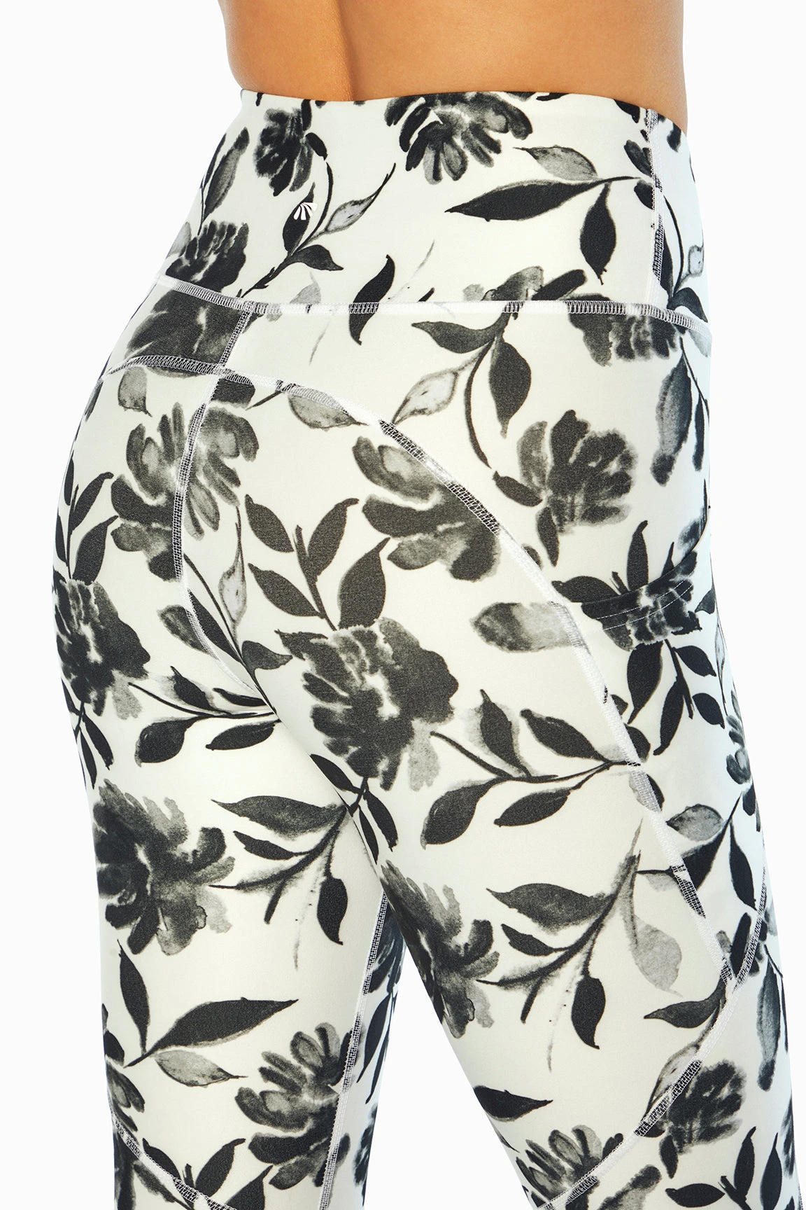 Marika Karis Tummy Control Side Pocket Ankle Legging - Image 4