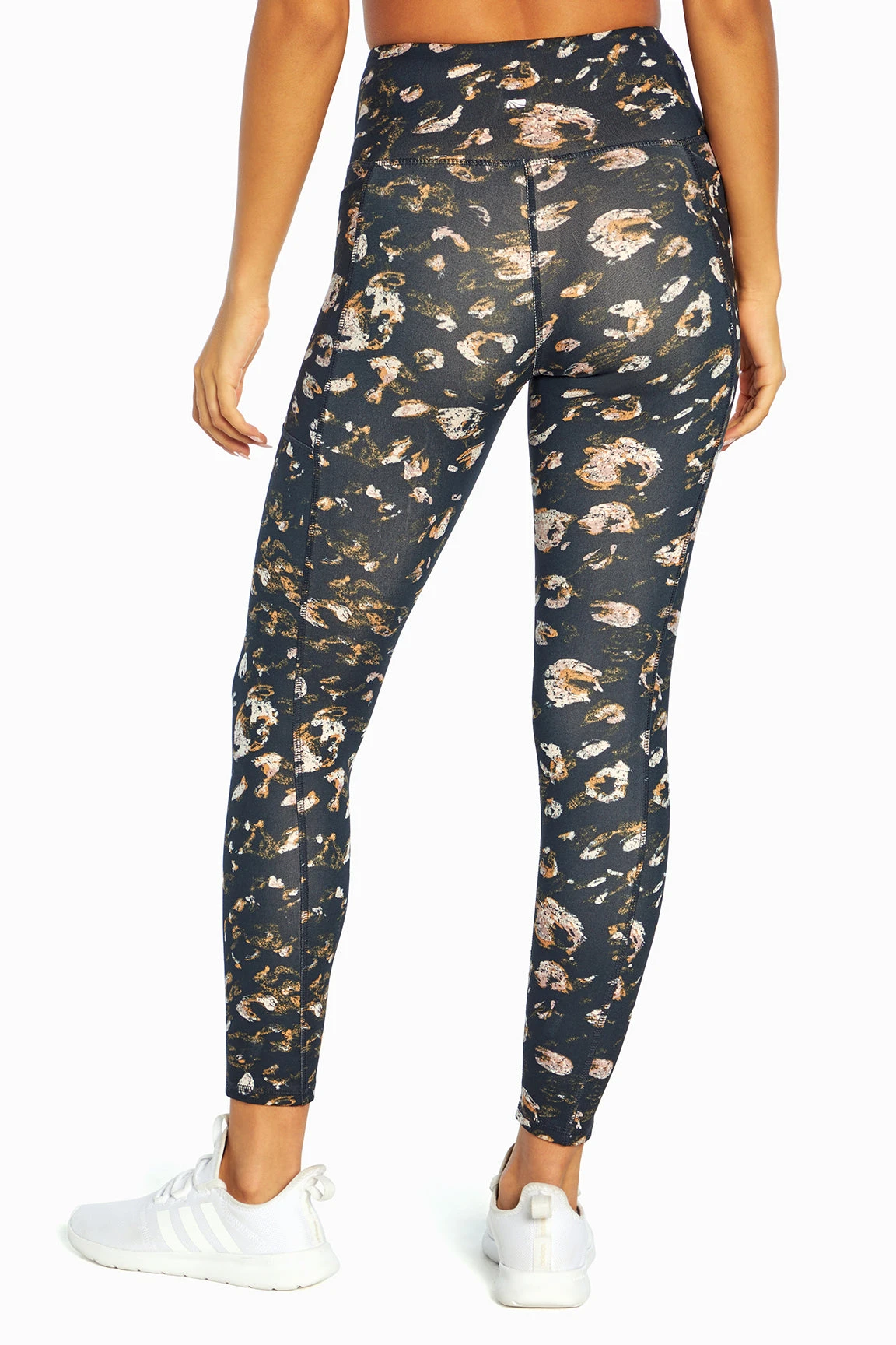 Marika Distressed Side Pocket Leopard Ankle Legging - Image 4