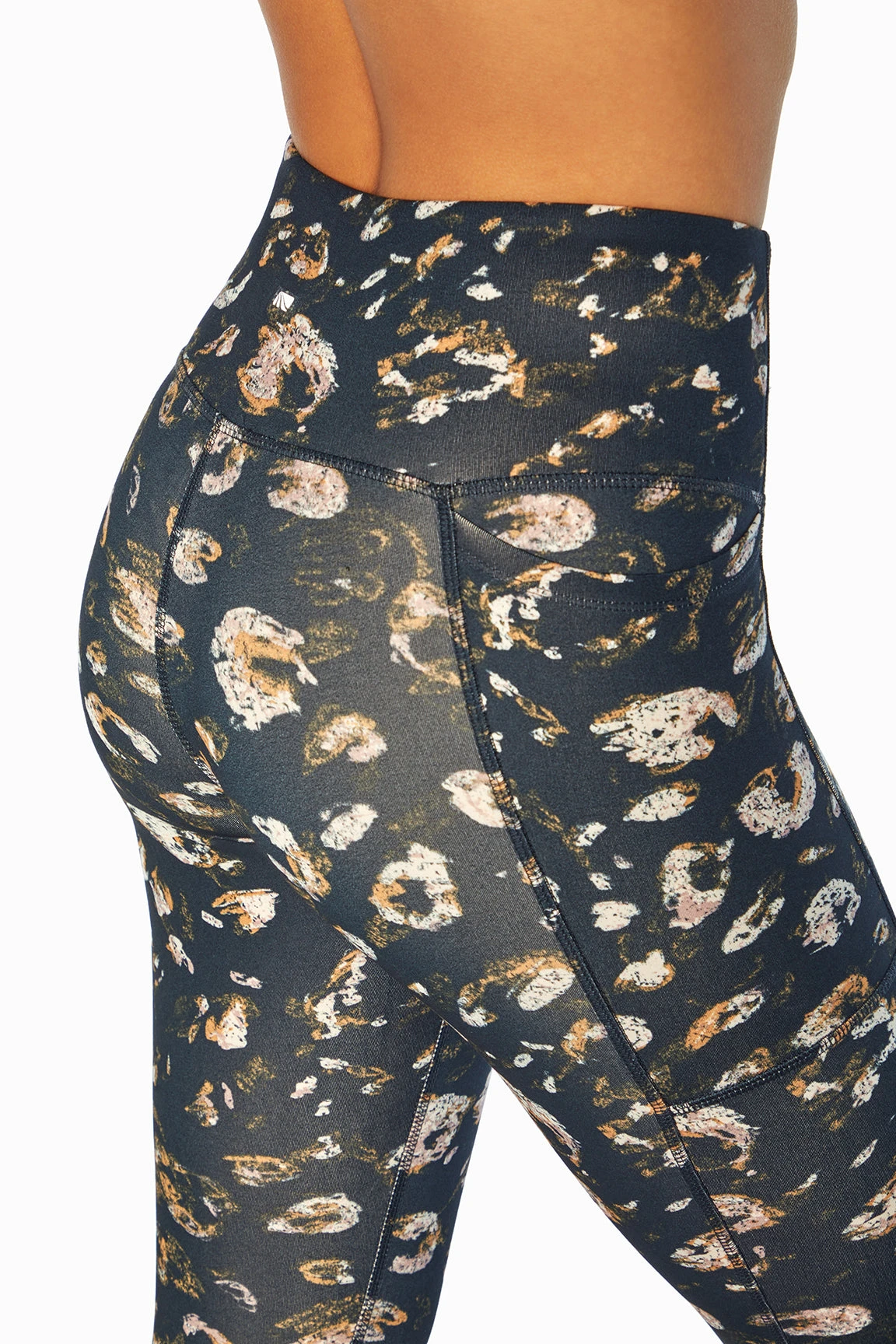 Marika Distressed Side Pocket Leopard Ankle Legging - Image 2