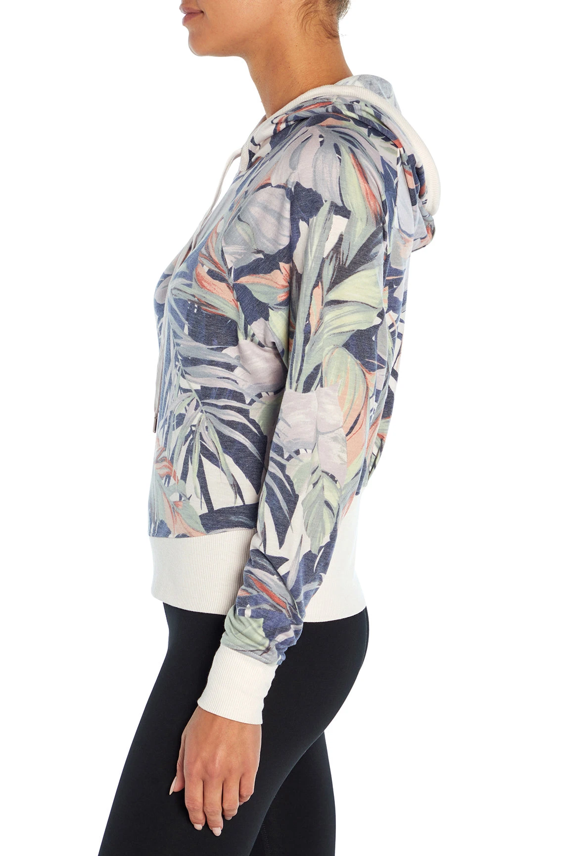 Marika Sit Back Cropped Hoodie - Image 11